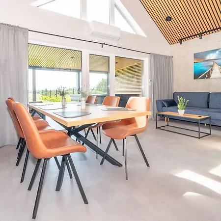 Soul Homes Semesterbostad Bobolin